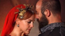 Halit Ergenç ve Meryem Uzerli\'yi Buluşturan İmroz\'da Bahar Okuma Provasından Fotoğraflar Geldi! 