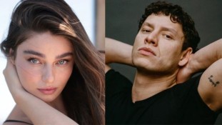 Al Beni Baba'da Ayça Ayşin Turan'a Hollywood'un Başarılı İsmi Malik Blumenthal Eşlik Edecek!