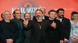 Cem Yılmaz'la Netflix Türkiye arasında tweet düellosu