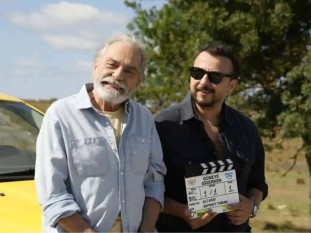 Güneye Giderken Filminde Sıradan Yolculuk Nasıl Kaçışa Dönüşecek?