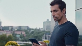 İbrahim Çelikkol'dan Sürpriz Reklam Anlaşması