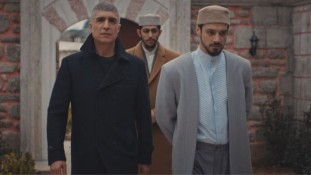Kızıl Goncalar'da İki Büyük Veda! Usta İsim Diziye Veda Ediyor!