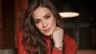 Özge Borak Uzun Zamandan Sonra Kızılcık Şerbeti'yle Ekranlara Dönüyor! 