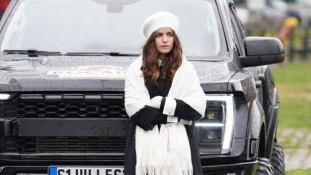 Taşacak Bu Deniz'in Eleni'sine Sert Eleştiri! Beğenilmedi! 