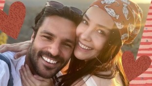 Ünlü oyuncular Özge Gürel ve Serkan Çayoğlu’dan düğün açıklaması!