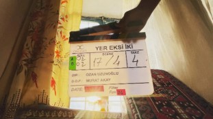 Yer Eksi İki Filminin Kadrosu Tamamladı. Film Sete Çıktı