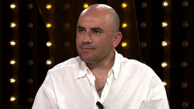 Giray Altınok'tan Yeni Proje Sürprizi! Vampir Dizisiyle Sevenlerinin Karşısına Çıkacak! 