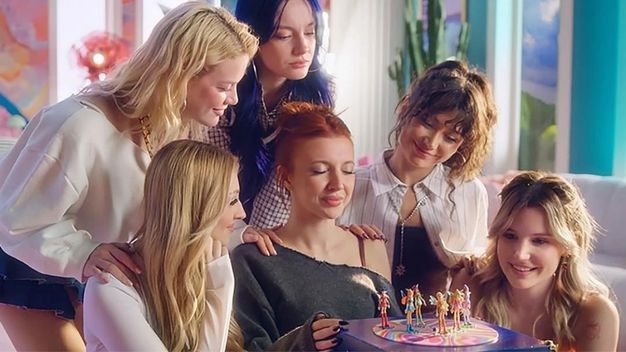 Netflix'in Yeni Projesi Winx Club Ne Zaman Seyirciyle Buluşuyor? Winx Club Kızları Kimler Oldu?