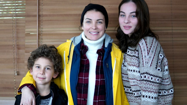 Özge Özberk, yeni dizisi Bir Annenin Günahı’yla ekrana dönüyor